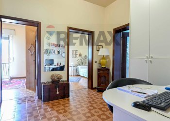 Hall / corridoio - Independent house VIA LOCATELLI
 
51, Villa di Serio - photo 63
