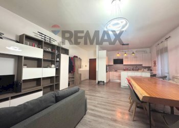 Sala da pranzo - Four-room apartment Via Aldo Moro, Villa di Serio - photo 5
