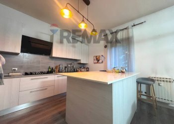 Cucina - Four-room apartment Via Aldo Moro, Villa di Serio - photo 8