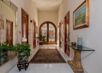 Ingresso piano terra - Independent house via San Martino
44-46-46, Selargius - photo 25