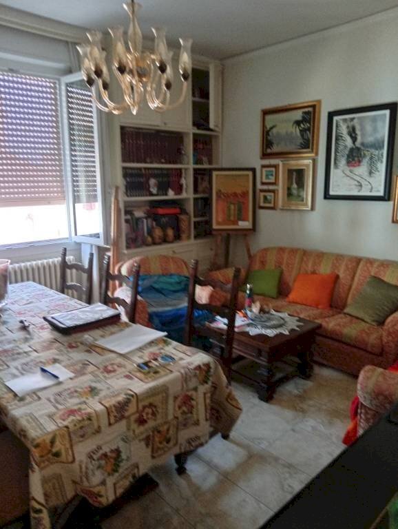 Salone - Three-room apartment via Manfredo Fanti, Mirandola - photo 3