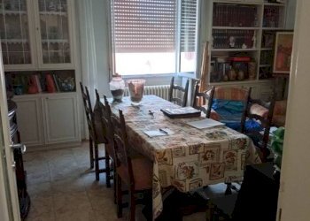 Salone - Three-room apartment via Manfredo Fanti, Mirandola - photo 2