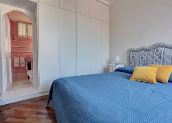 Camera da letto - Bilocale via di San Teodoro, 2, Roma (zona Centro Storico) - foto 8