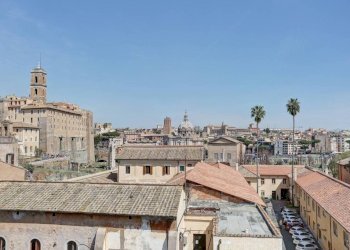 Vista - Bilocale via di San Teodoro, 2, Roma (zona Centro Storico) - foto 14