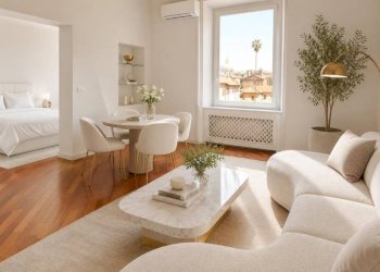 Salone - Bilocale via di San Teodoro, 10, Roma (zona Centro Storico) - foto 1