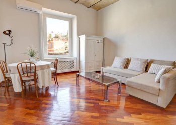 Salone - Bilocale via di San Teodoro, 10, Roma (zona Centro Storico) - foto 2