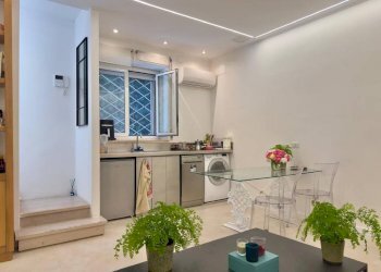 Interno palazzo - Two-room apartment via delle Tre Madonne, 6, Roma - photo 1