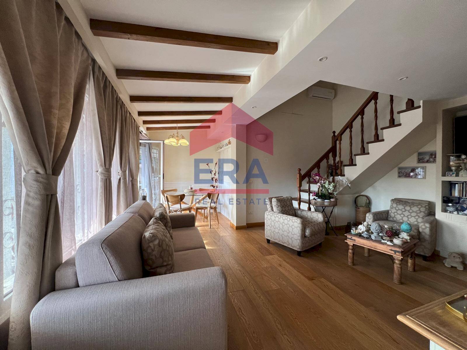 Foto 1 - Attic Via Casal Saraceno
 
6, Roma - photo 1