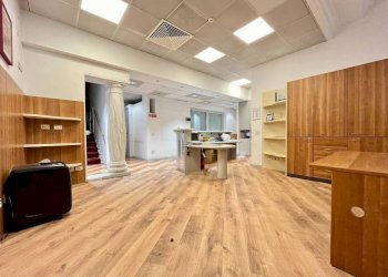 Interno non residenziale - Ufficio via Andrea Solari, 9, Milano (zona Porta Genova) - foto 4