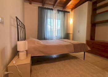 Camera da letto - Bilocale via Luigi Morelli, Olgiate Olona - foto 2