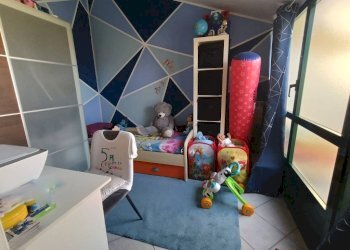 Camera da letto - Appartamento via San Bernardo, 3, Piossasco - foto 14