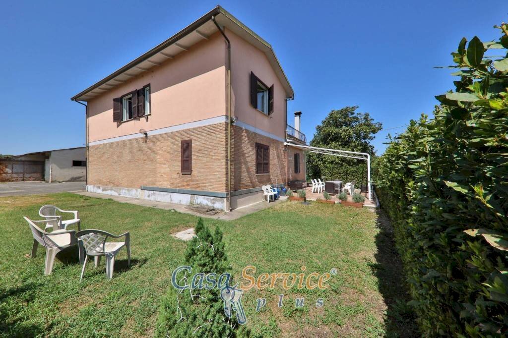 Giardino - Casa indipendente via dei Girasoli, Montelibretti - foto 1