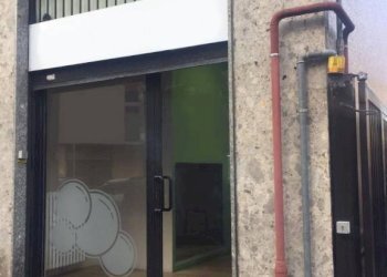 Facciata - Negozio via Fratelli Cervi, San Giuliano Milanese - foto 2