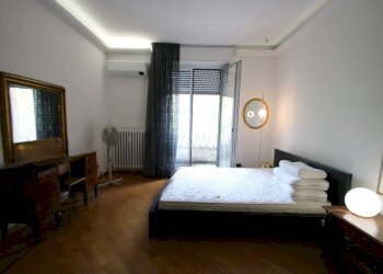 Camera da letto - Two-room apartment via Giovanni Pierluigi da Palestrina, 35, Milano (neighborhood Centrale) - photo 7