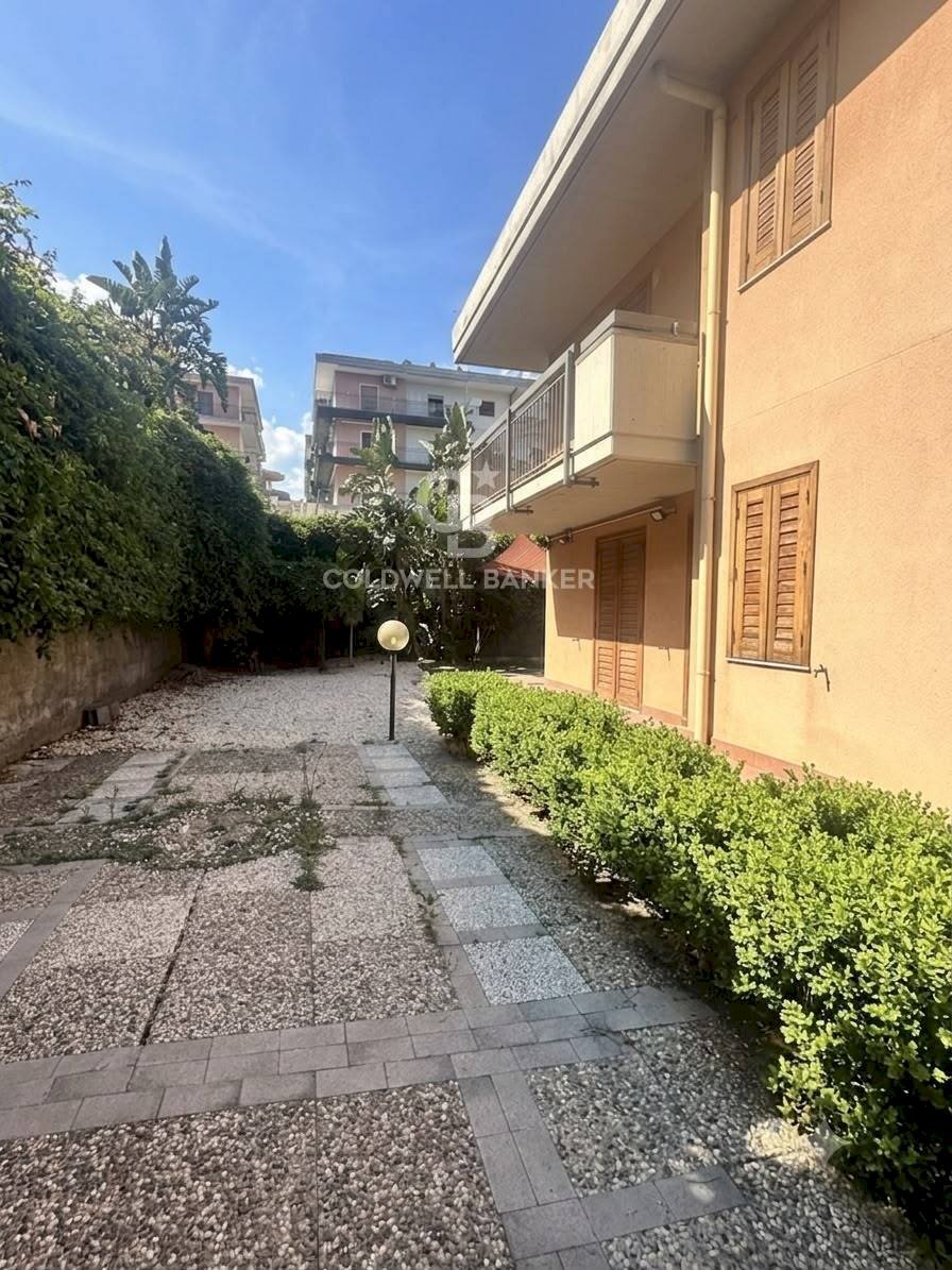 Foto 2 - Villa Via Lecco
25, Aci Catena - foto 2