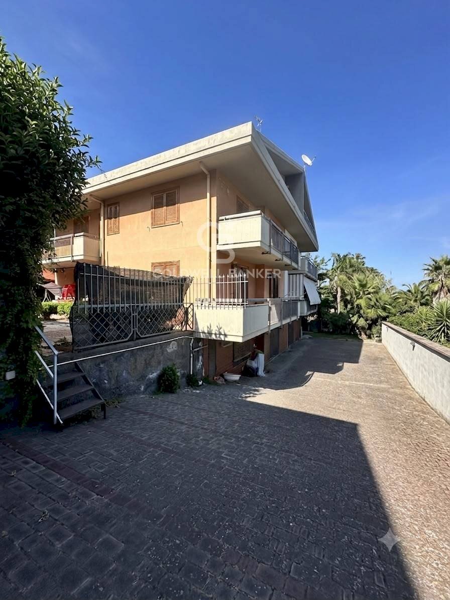 Foto 3 - Villa Via Lecco
25, Aci Catena - foto 3