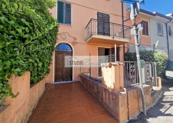 Foto 1 - Bilocale Via Terrapezzina, Camaiore - foto 1