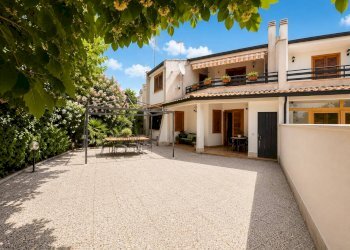 Foto 2 - Villa a Schiera Viale Nerone
6, Anzio - foto 2
