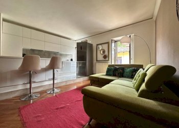 Salone - Three-room apartment via Vittorio Alfieri, Moncalieri - photo 2