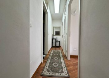 Corridoio - Three-room apartment via Vittorio Alfieri, Moncalieri - photo 7