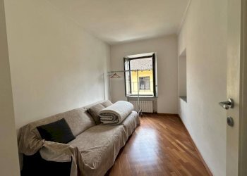 Camera da letto - Three-room apartment via Vittorio Alfieri, Moncalieri - photo 13