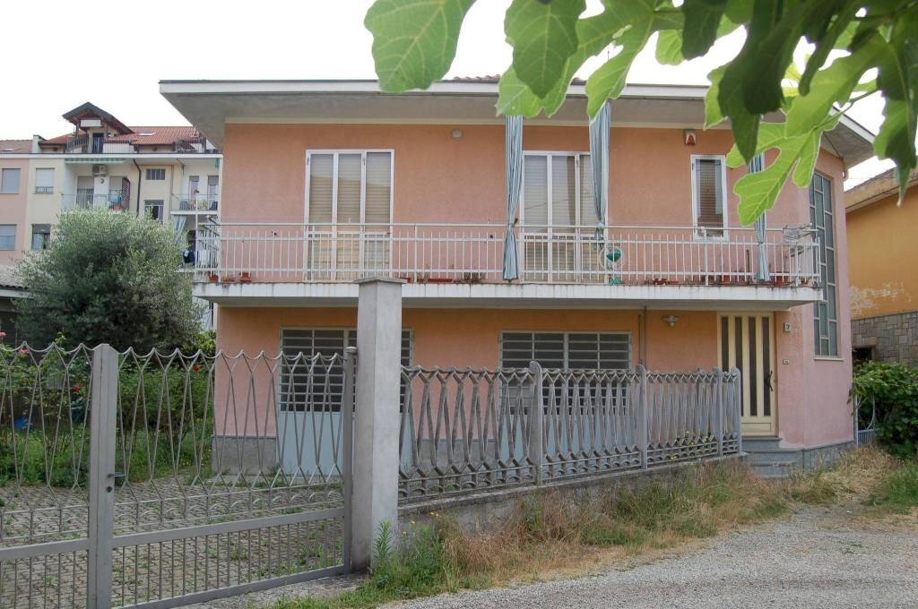Facciata - Villa via Antonio Gramsci, 7, Chieri - photo 1