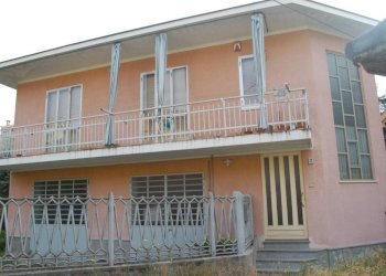 Facciata - Villa via Antonio Gramsci, 7, Chieri - foto 2