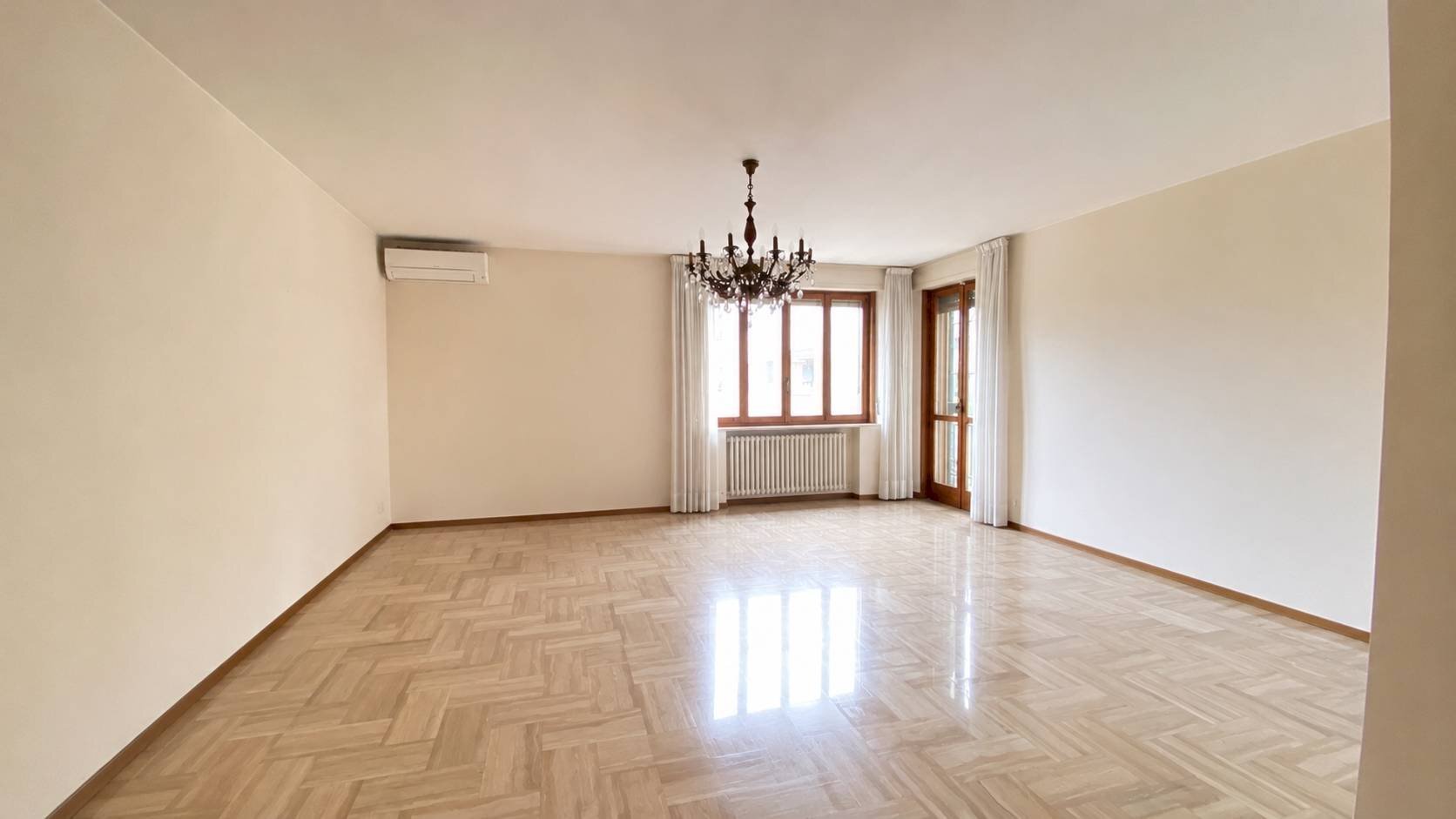 Foto 1 - Four-room apartment Piazza Bauer, Parma - photo 1