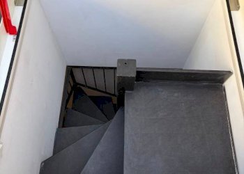 Scala - Attic vico Superiore di Pellicceria, 1, Genova (neighborhood Centro Storico) - photo 25