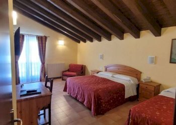 Camera da letto - Bed & Breakfast Frazione Pont, 25, Valsavarenche - photo 19