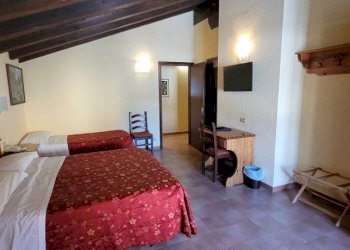 Camera da letto - Bed & Breakfast Frazione Pont, 25, Valsavarenche - photo 21