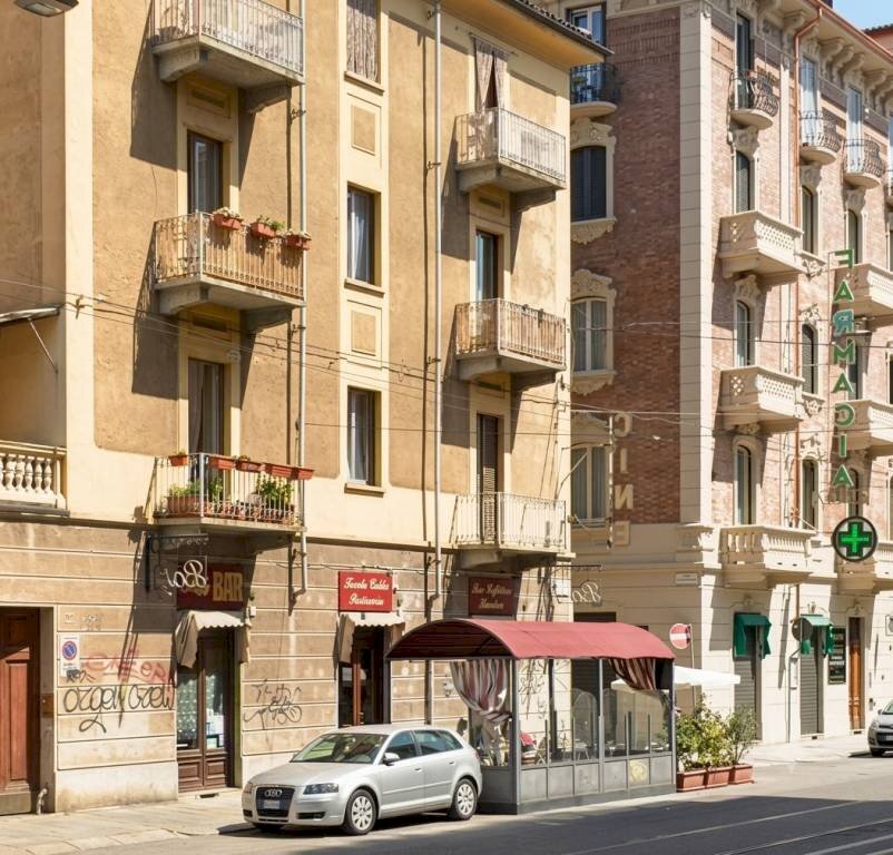Facciata - Negozio via Luigi Cibrario, 90, Torino (zona Campidoglio) - foto 2