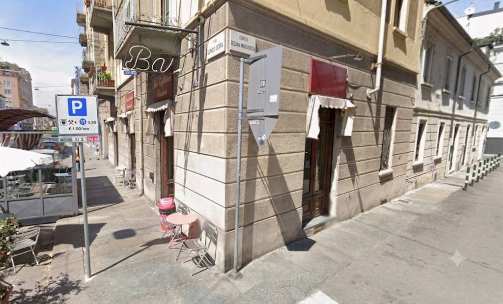 Facciata - Negozio via Luigi Cibrario, 90, Torino (zona Campidoglio) - foto 3