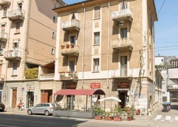 Facciata - Shop via Luigi Cibrario, 90, Torino (neighborhood Campidoglio) - photo 1