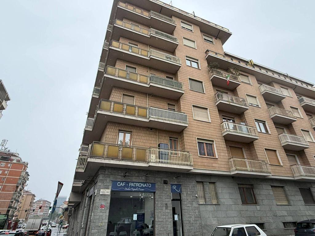 Facciata - Bilocale via Guglielmo Reiss Romoli, 7, Torino (zona Rebaudengo) - foto 1