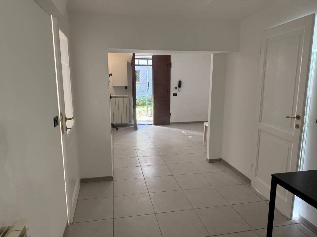 Corridoio - Three-room apartment via delle Rose, Bologna (neighborhood Colli) - photo 1