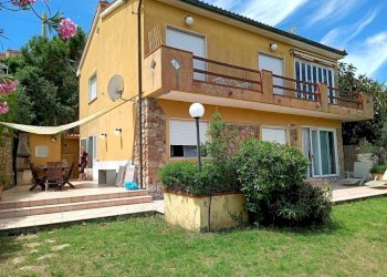 Facciata - Four-room apartment via Panoramica, Rio - photo 2