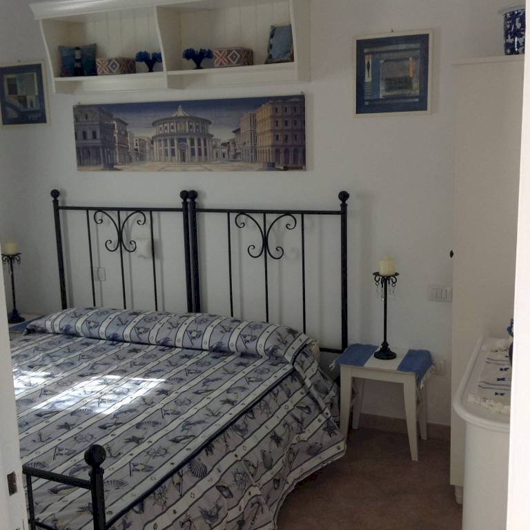 Camera da letto - Monolocale via delle Camelie, 44, Budoni - foto 1