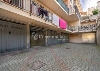 Cortile interno - Four-room apartment via Paleologi, 9, Chivasso - photo 33