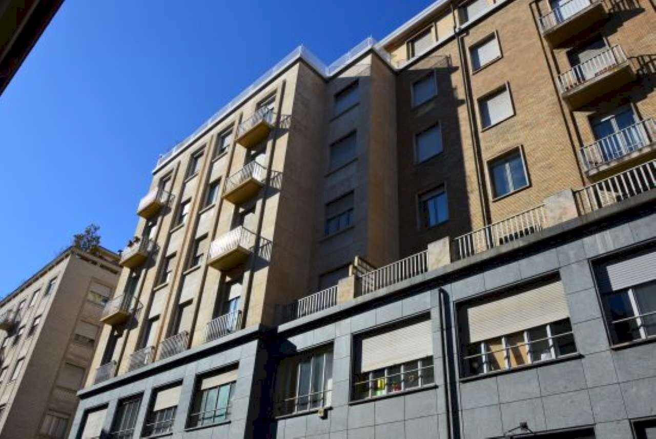 Facciata - Quadrilocale via SAN QUINTINO, 4, Torino (zona Centro) - foto 1