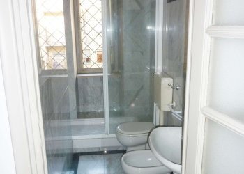 Bagno 2 - Quadrilocale via SAN QUINTINO, 4, Torino (zona Centro) - foto 15