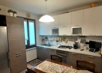 Cucina - Trilocale via Colonnello Alessi, 20, Sondrio - foto 5
