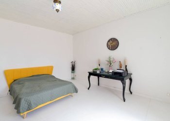 Camera da letto - Four-room apartment via Prato, 37, Albese con Cassano - photo 21