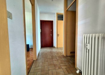 Corridoio - Appartamento via Aurora, frazione Cerialdo, Cuneo - foto 15