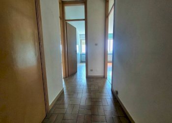 Disimpegno - Appartamento via Aurora, frazione Cerialdo, Cuneo - foto 19