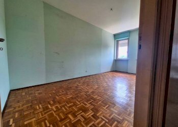 Camera da letto - Appartamento via Aurora, frazione Cerialdo, Cuneo - foto 24