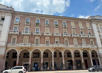Facciata - Ufficio Cuneo (zona Centro) - foto 1
