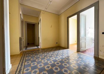 Stanza non arredata - Ufficio Cuneo (zona Centro) - foto 3