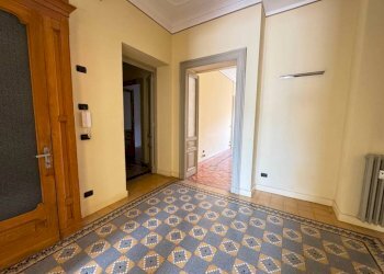 Stanza non arredata - Ufficio Cuneo (zona Centro) - foto 4