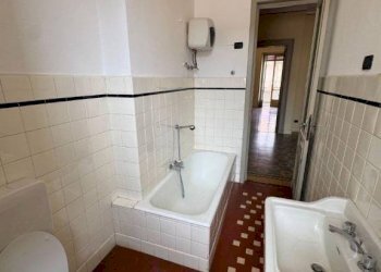 Bagno - Ufficio Cuneo (zona Centro) - foto 7